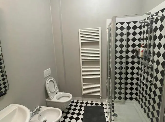Elegante In Centro A بيت للعطل تشيزينا