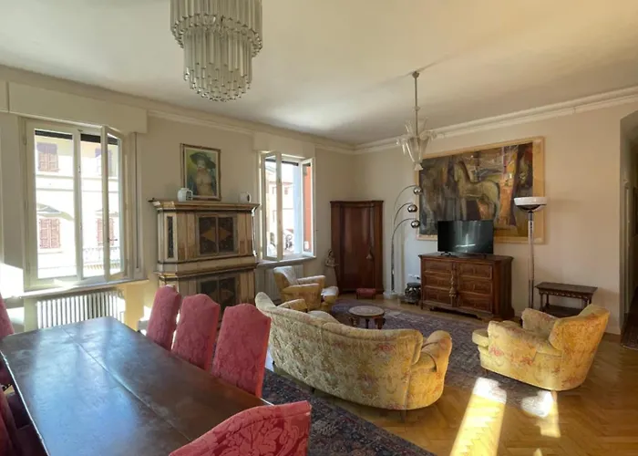 Dom wakacyjny Elegante In Centro A