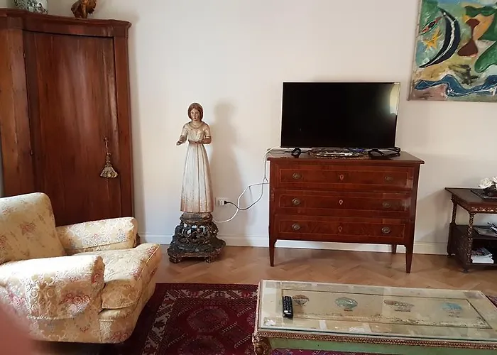 Elegante In Centro A بيت للعطل