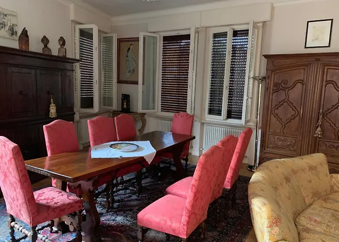 Elegante In Centro A Чезена